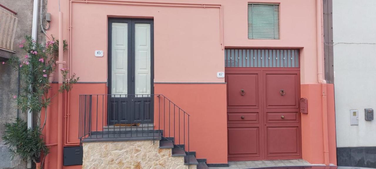 La Maison De Mary Zafferana Etnea Luaran gambar